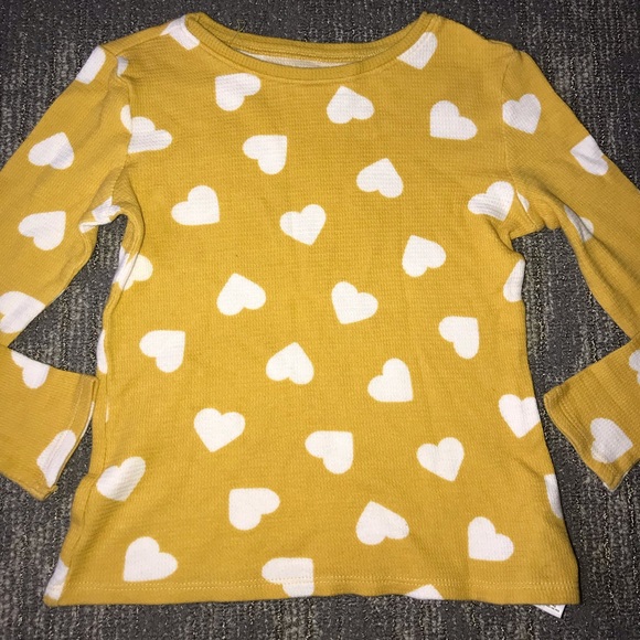 Old Navy heart thermal shirt size 5T. Bundle & Save - Picture 4 of 8